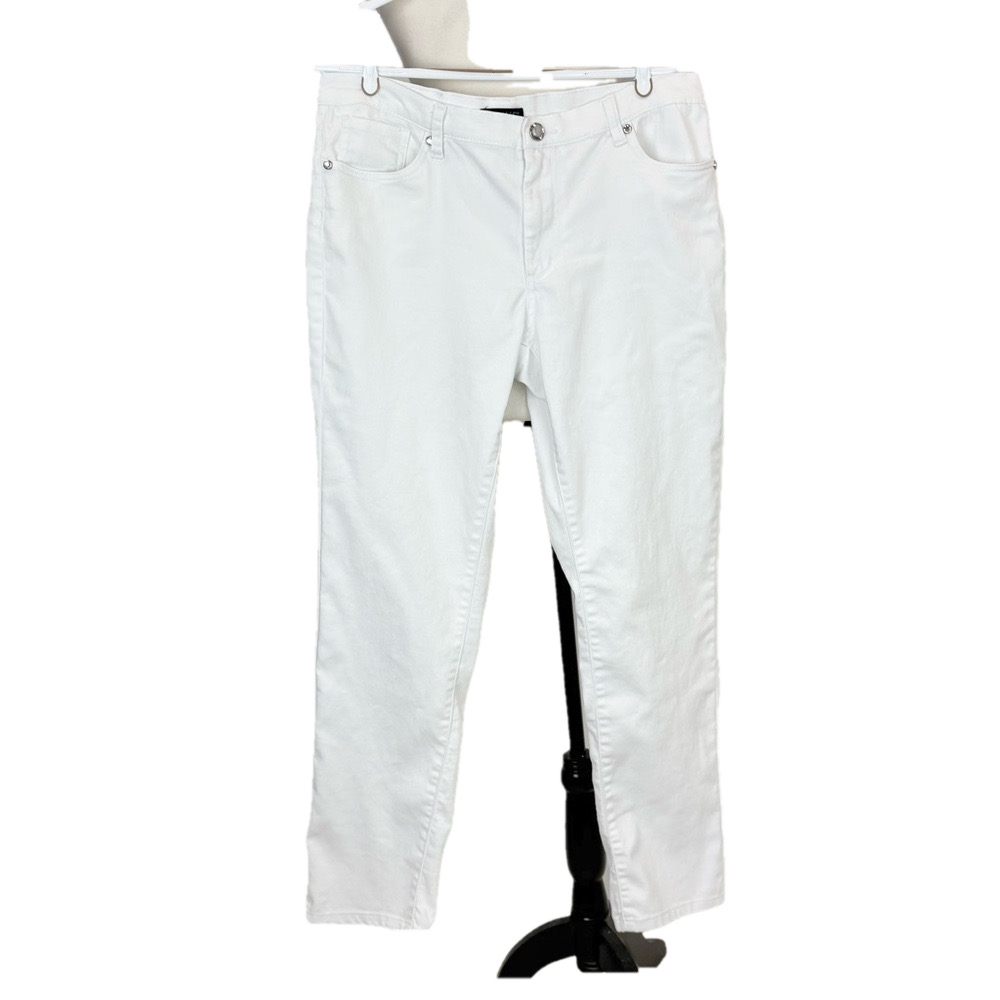 Venus white pull-on Fame jeans